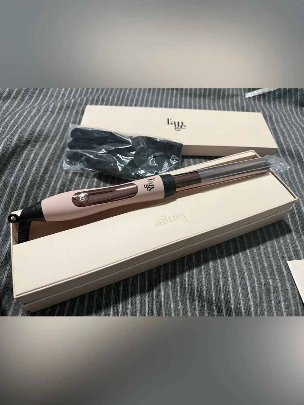 Lange Metallic Rose Gold and Blush Curling Wand